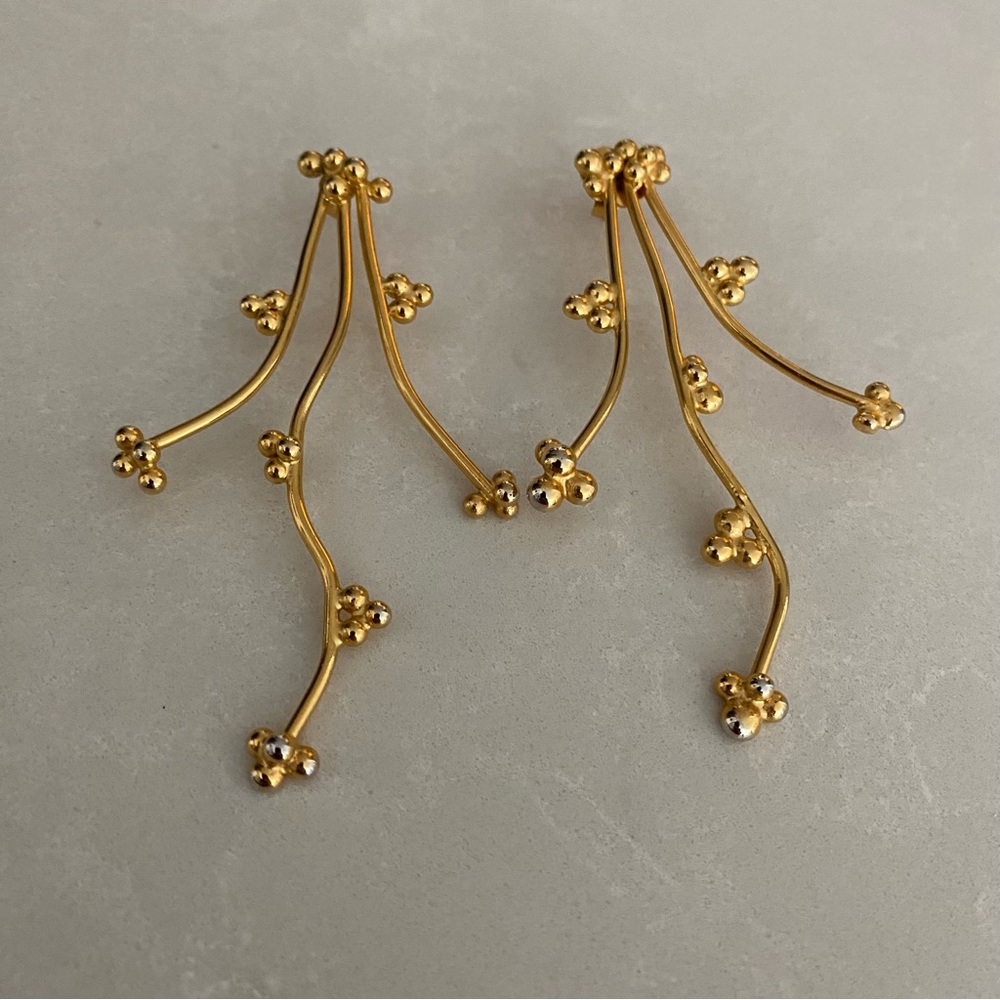 Jill Hopkins Jewelry CÅVIAR FLOWER EARRINGS - Picture 2 of 4